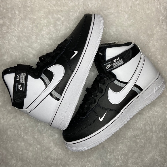 Nike Shoes - Nike Air Force 1 High LV8 2